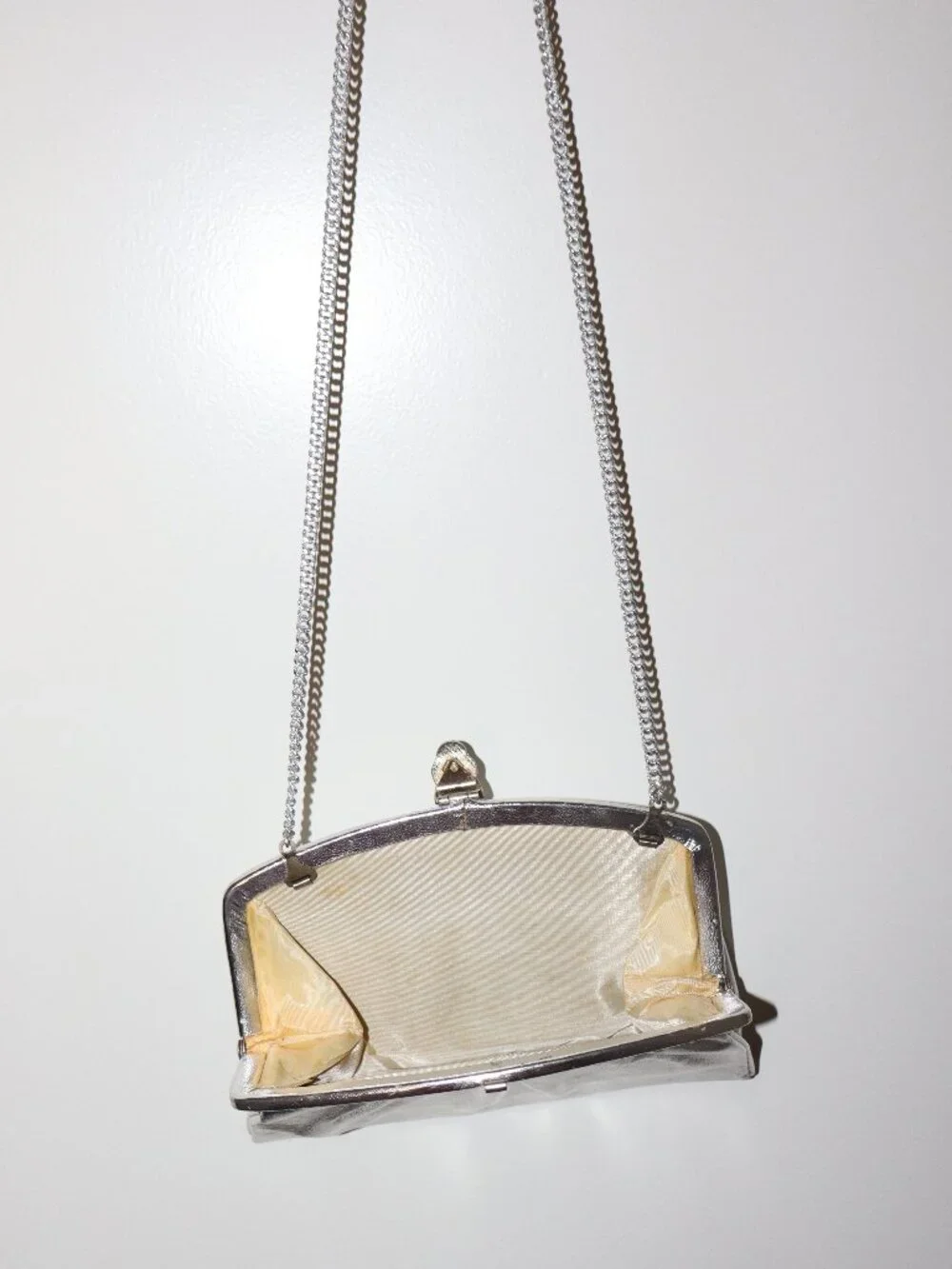 Vintage Silver Metallic Leather Chain Strap Evening Clutch Shoulder Bag